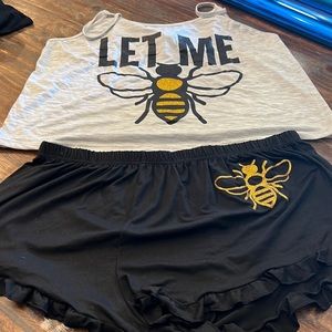 Let Me Bee Tank Top & Shorts Pajama 2-piece Set In Light Heather Grey